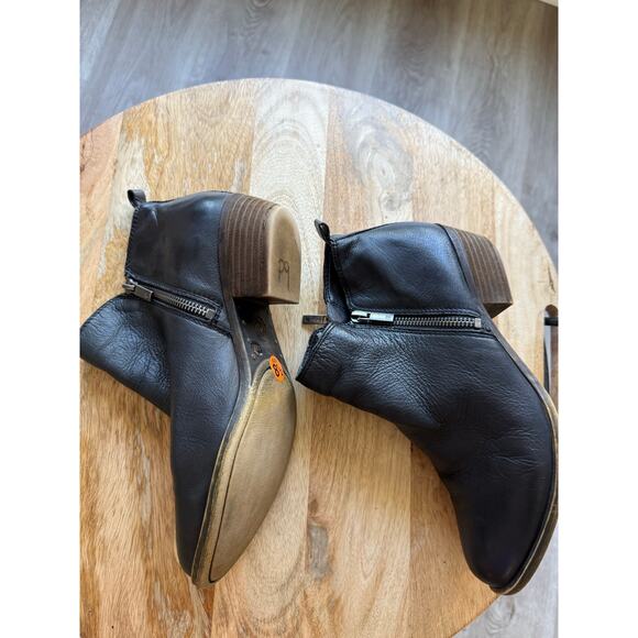 Lucky Brand Leather Basil Ankle Booties, Women's size 8.5, Black - Picture 2 of 8